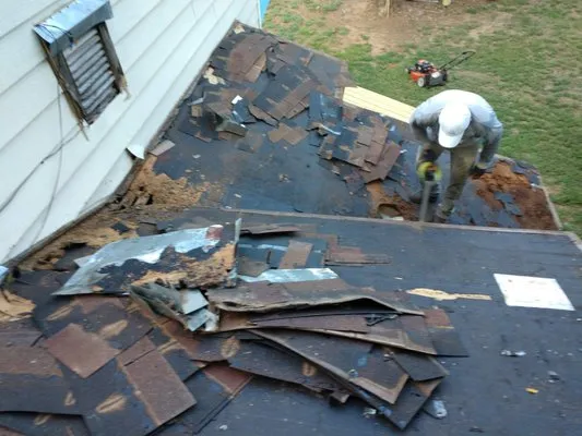 Diamondback Roofing & Construction Logo