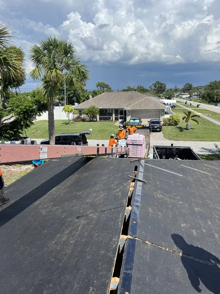 Local shingle roofing service in Myakka City, FL - Diamondback Roofing