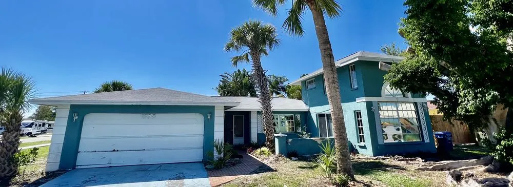 Top-rated roof leak repair after storm damage in Myakka City, FL by Diamondback Roofing