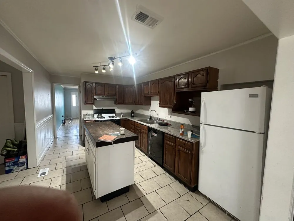 Slide of Diaz Construction