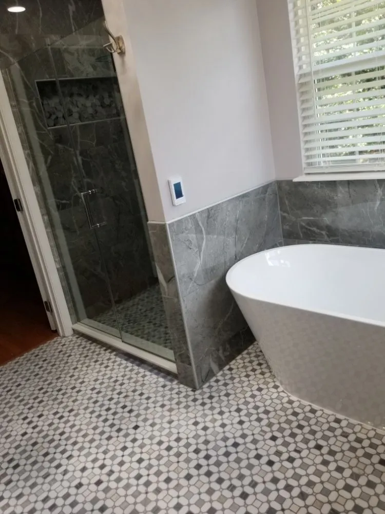 Slide of Diaz Construction