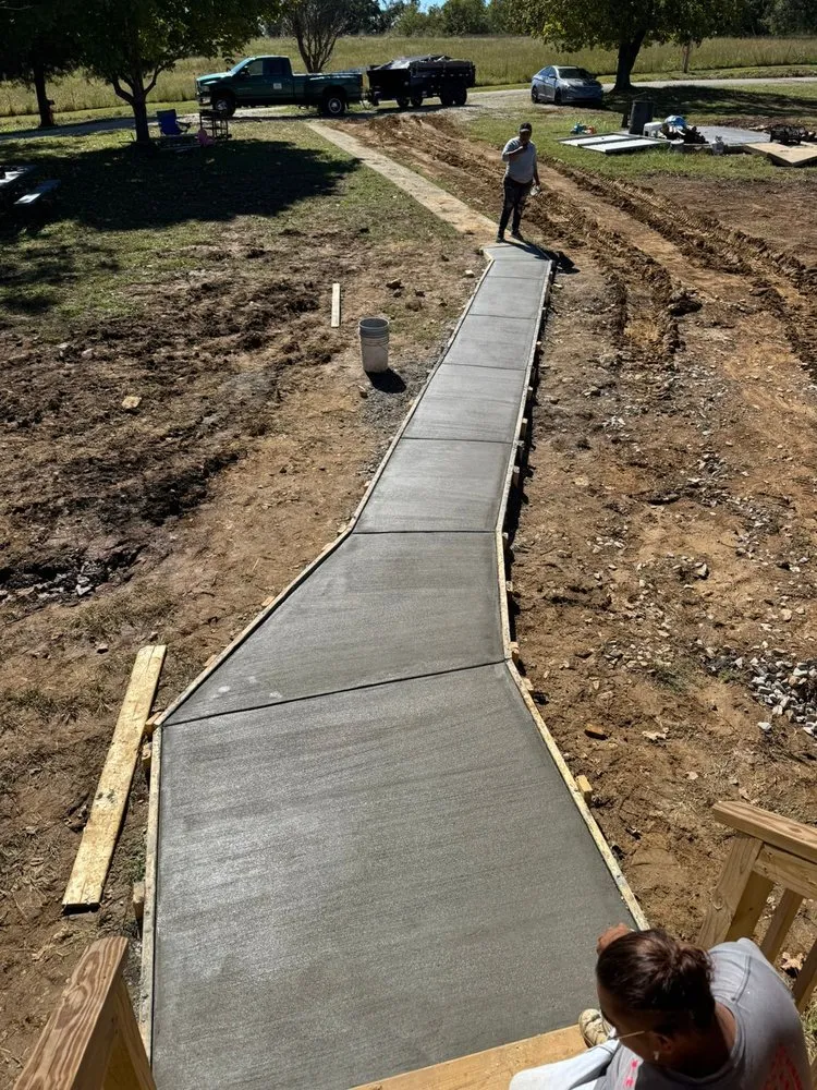 Slide of Diaz contracting