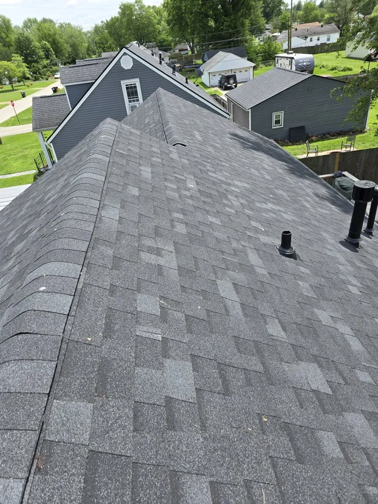 Slide of Diaz contracting