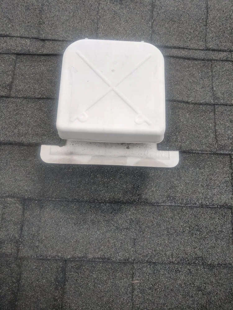 Slide of Diaz Maintenance and Construction