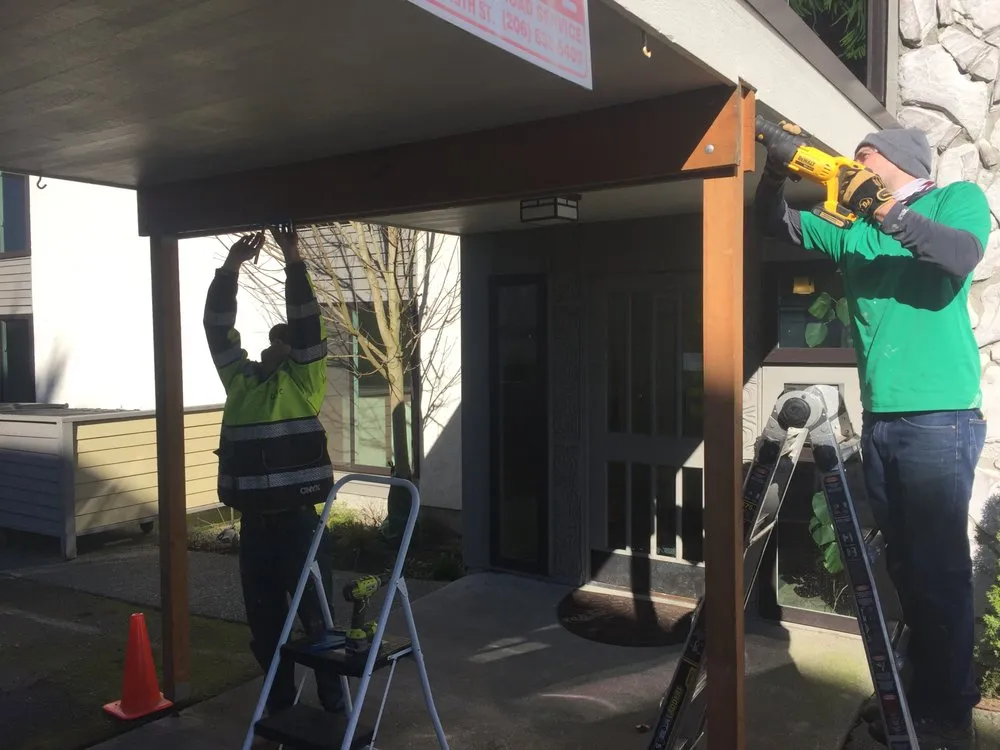 Slide of Diaz Maintenance and Construction