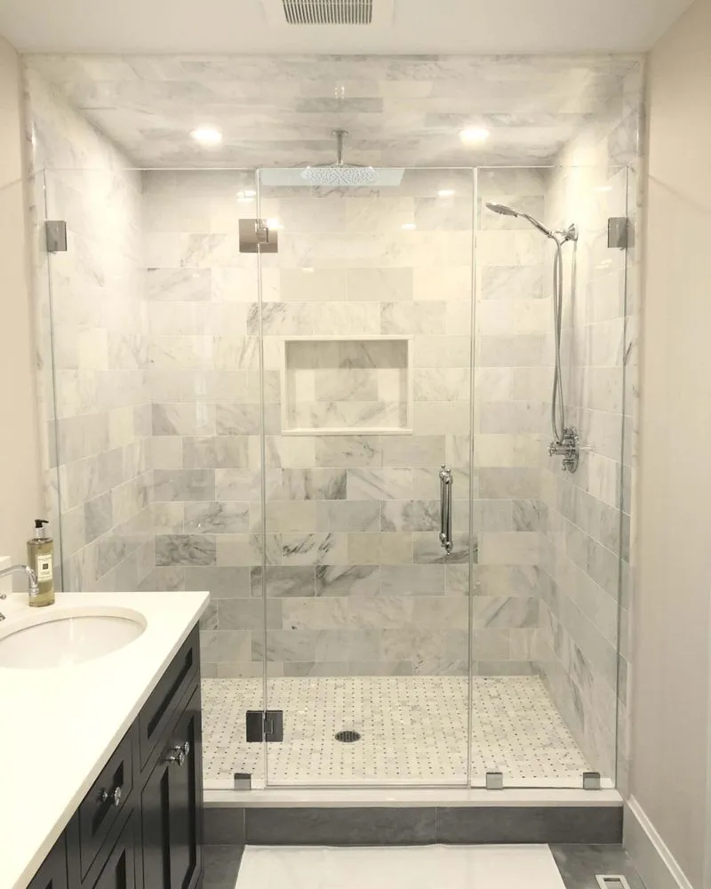 Slide of Diaz Renovations