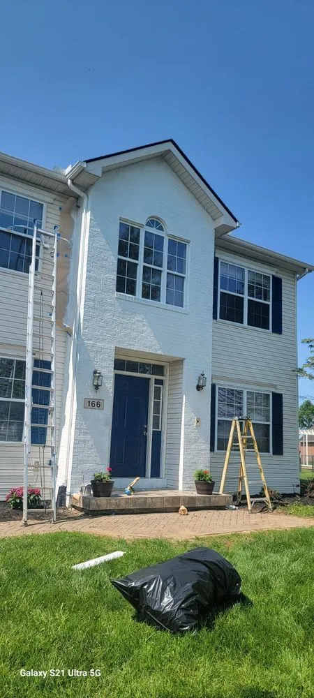 Slide of Diaz Rodriguez Panting