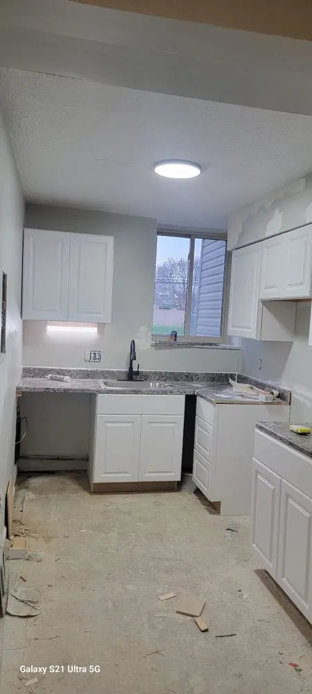 Slide of Diaz Rodriguez Panting