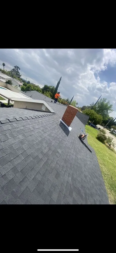 Slide of Diaz Roofing