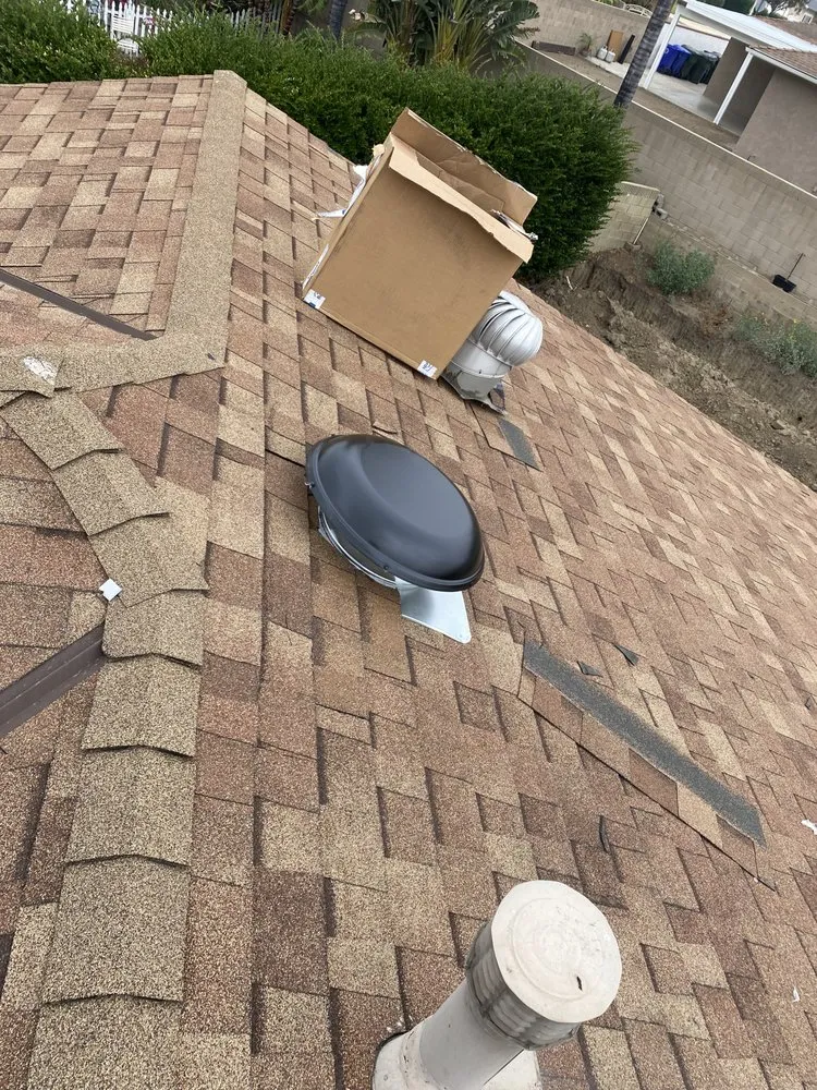 Slide of Diaz Roofing