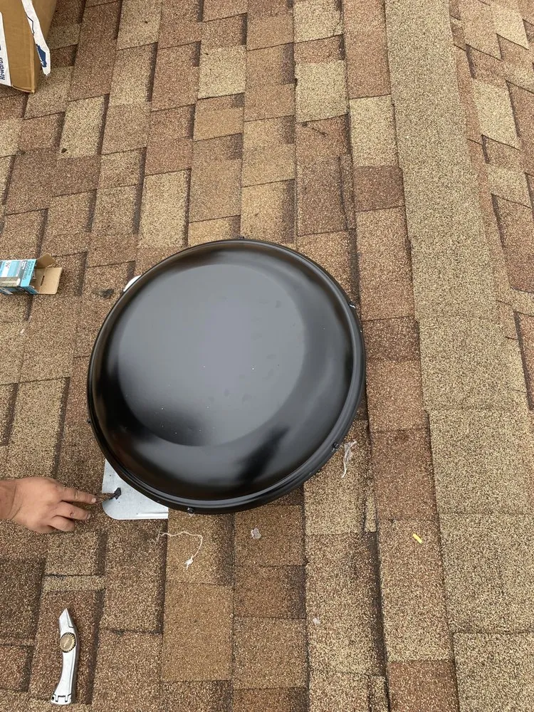 Slide of Diaz Roofing