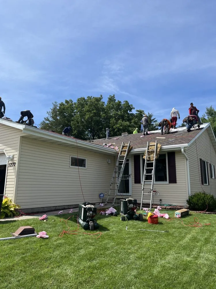 Slide of Diaz Roofing Company