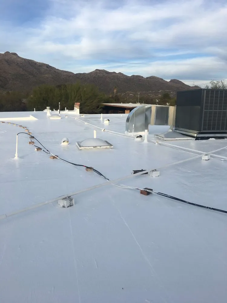 Slide of Diaz Roofing