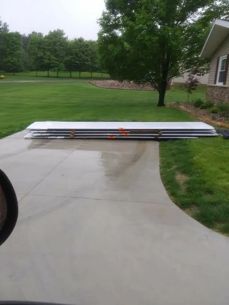 Slide of Dickens Roofing