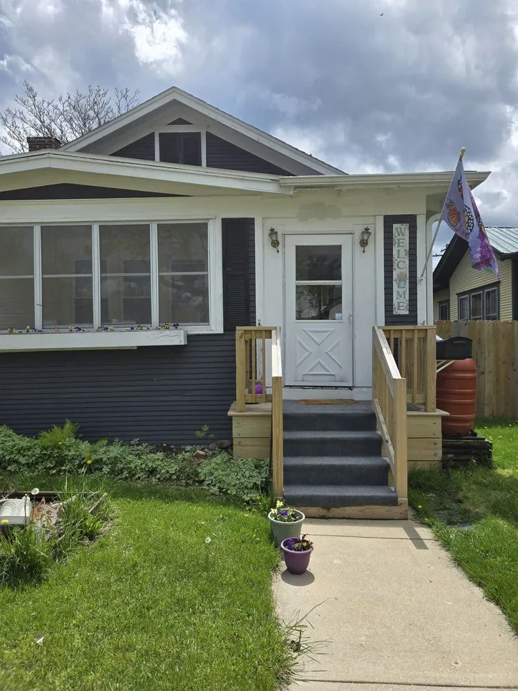 Slide of Dick's Roof Repair Service