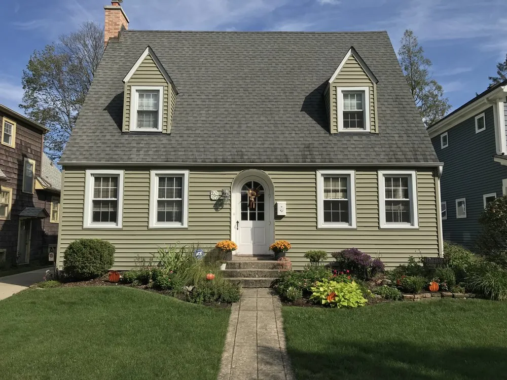 Slide of Dickson Contractors