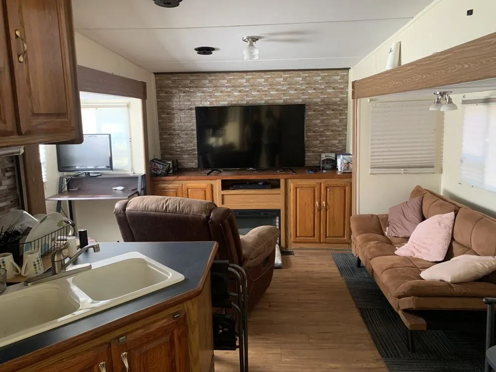 Slide of Didaisy Enterprize