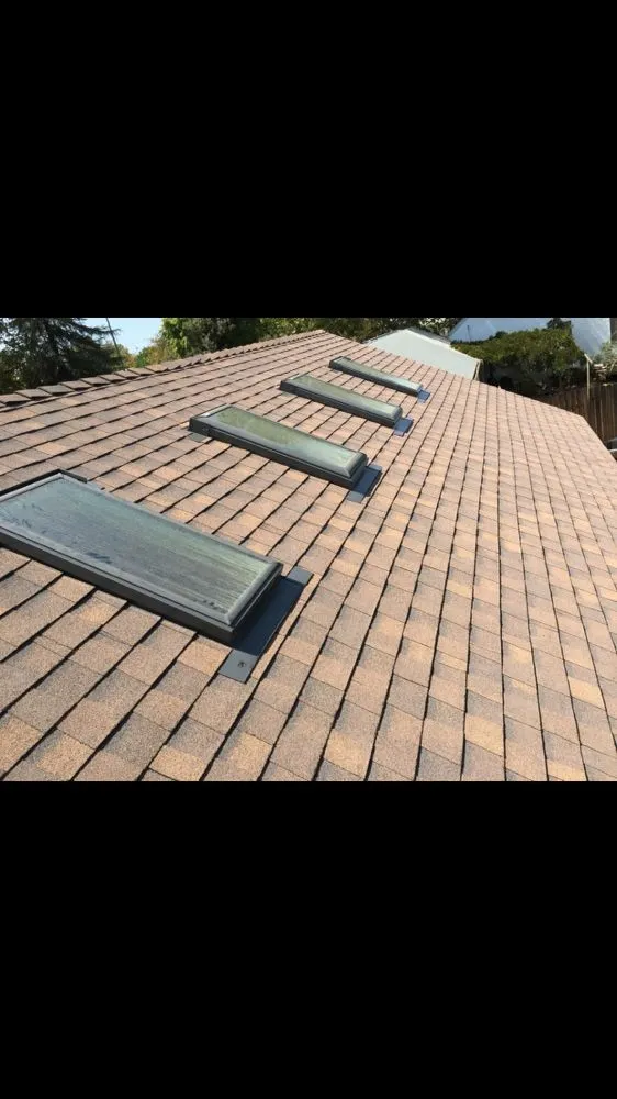 Slide of Diego Lopez Roofing