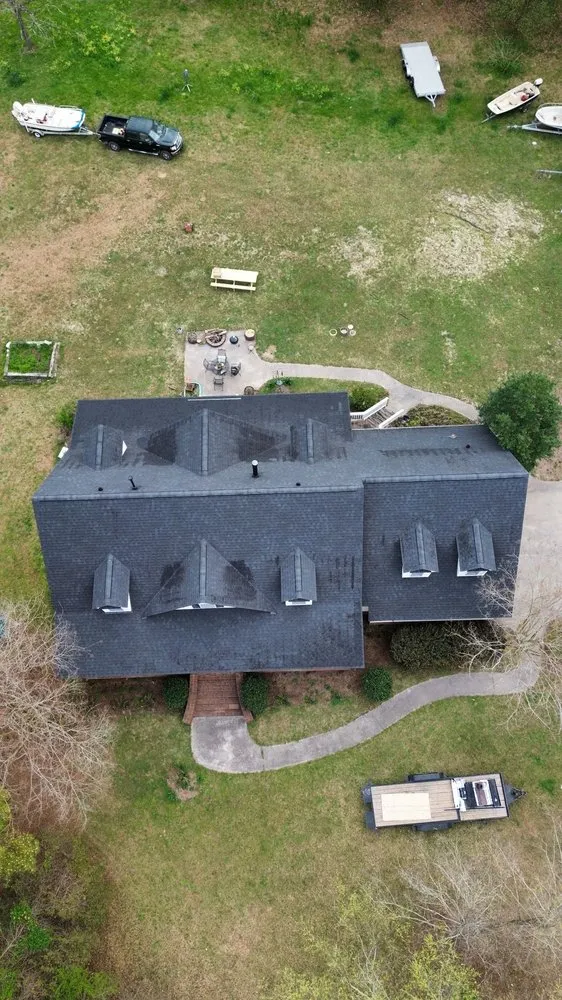 Slide of Diego Roofing