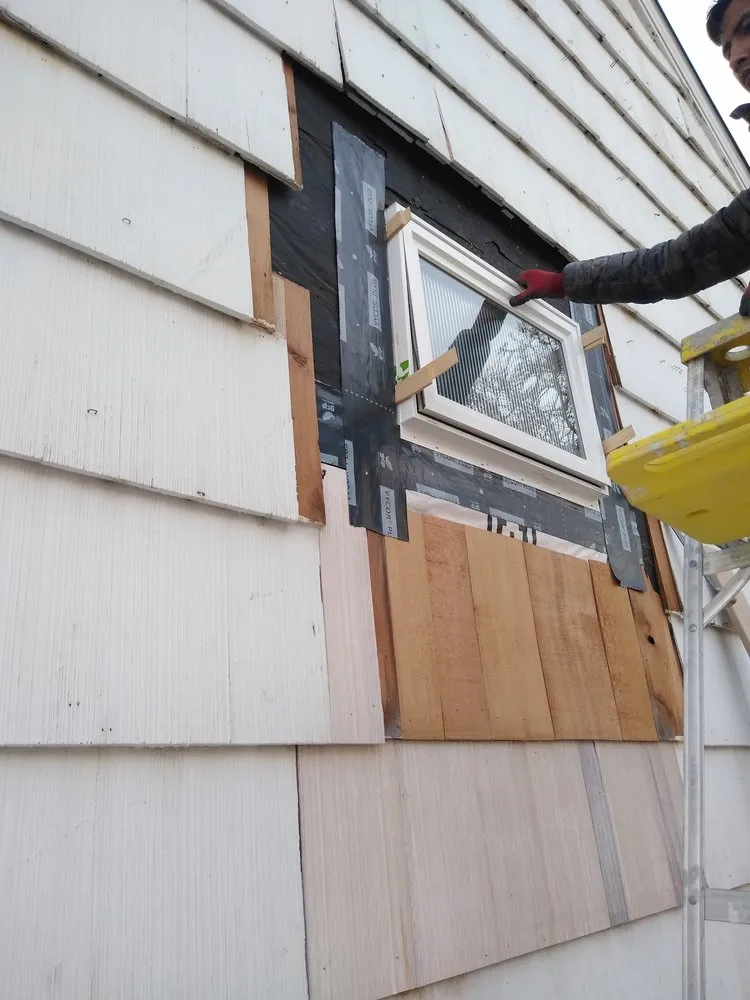 Slide of Diego Roofing