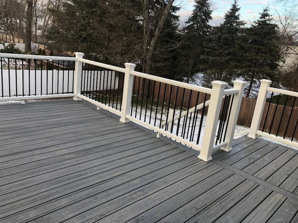 Slide of DiGiorgi Roofing & Siding