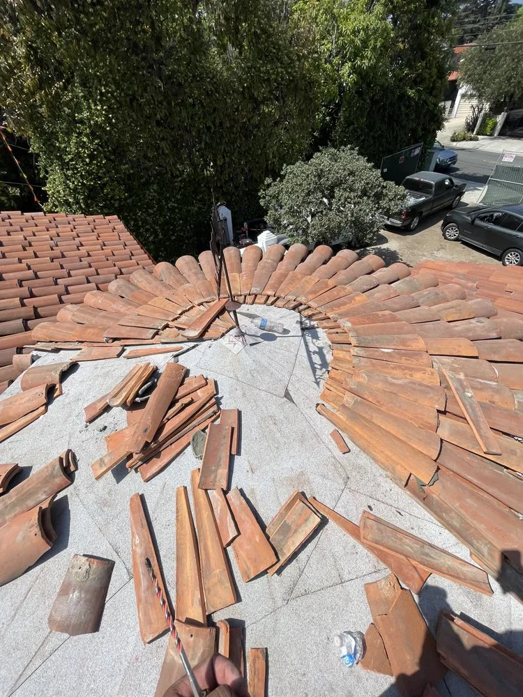 Professional roof repair experts serving San Fernando Valley, CA - Dilligent Roofing
