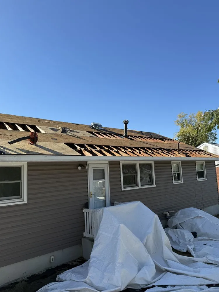 Slide of Dill’s Exteriors