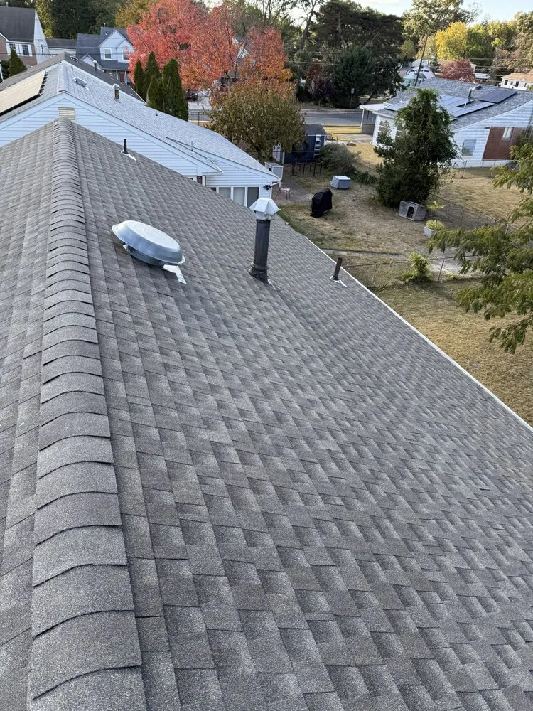 Slide of Dill’s Exteriors