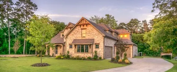 Slide of Dils Roofing & Solar