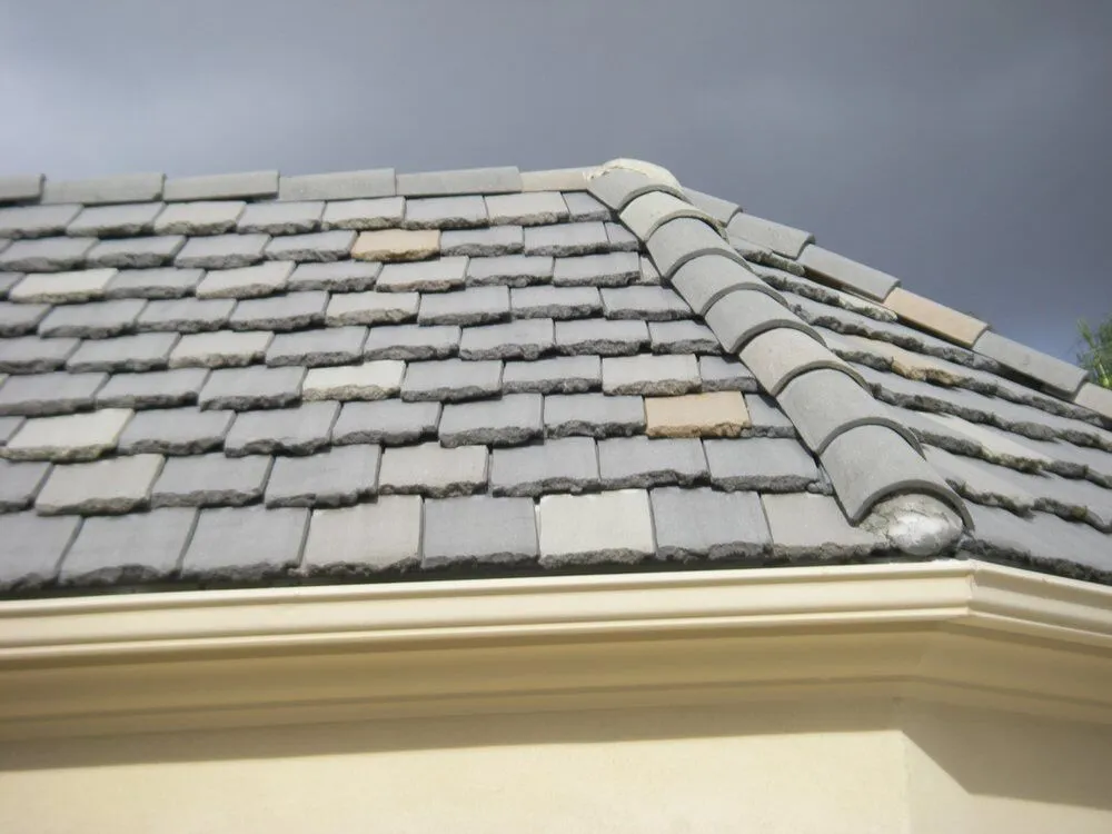 Slide of Dils Roofing & Solar