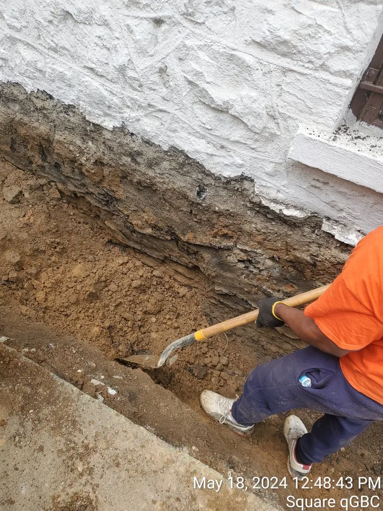 Slide of DINAM DEVELOPEMENT