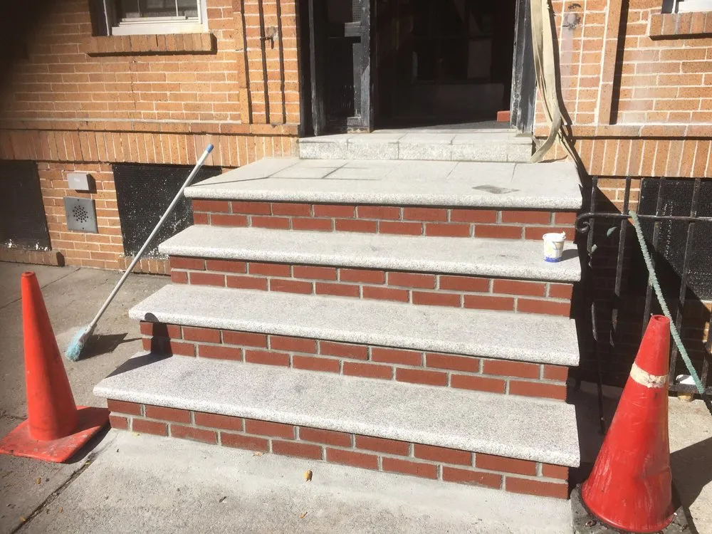 Slide of DINAM DEVELOPEMENT