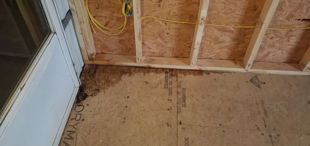 Slide of Dino's Home Repair