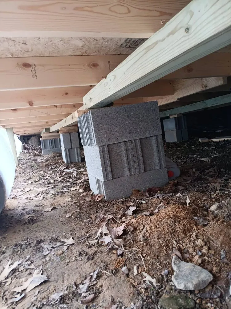 Slide of Dino's Home Repair