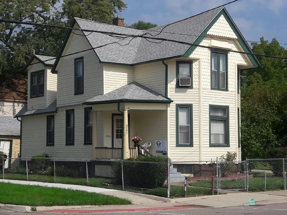 Slide of Dinverno Remodeling & Construction