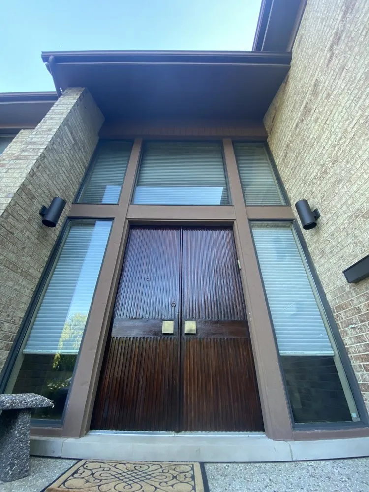 Slide of Diomo Building Services