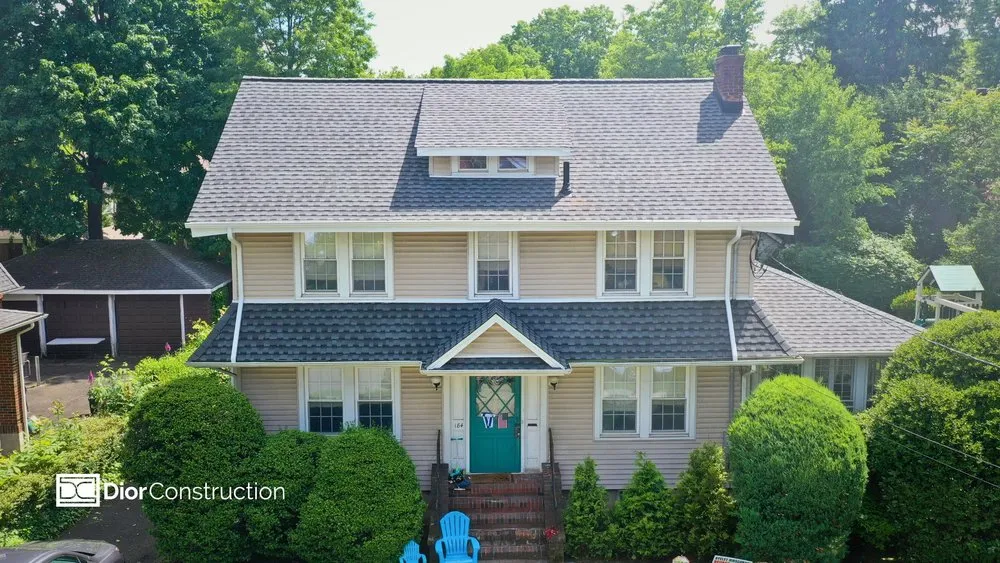 Slide of Dior Construction