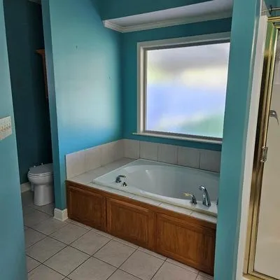 Direct Source Renovations Logo