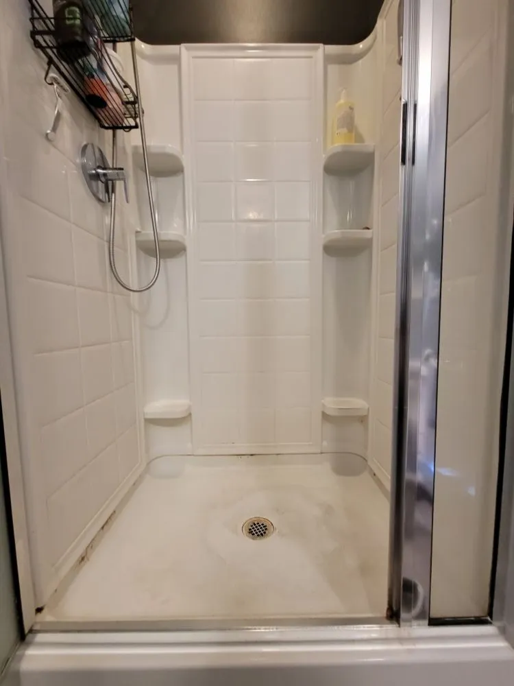 Slide of Dirty Girls Cleaning Services