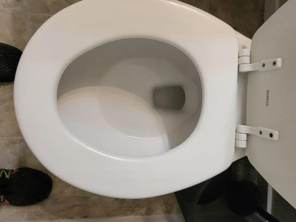 Slide of Dirty Girls Cleaning Services