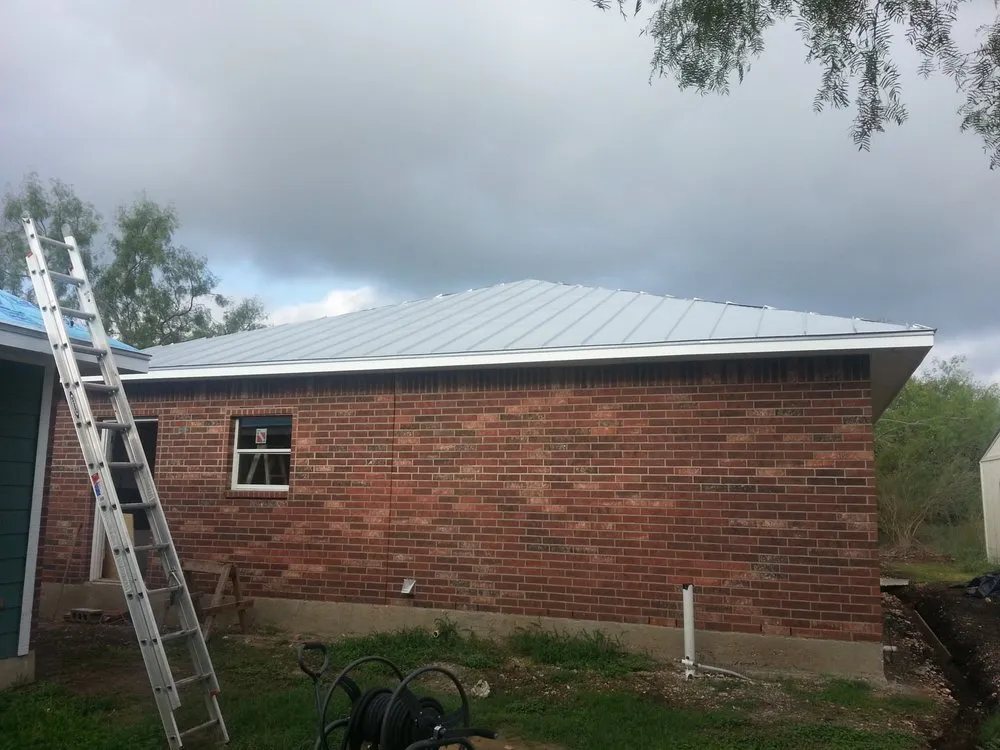 Slide of Discount Roofing Company