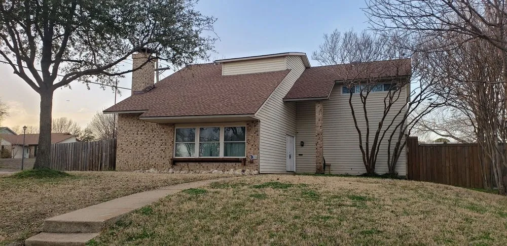 Slide of Discount Roofing