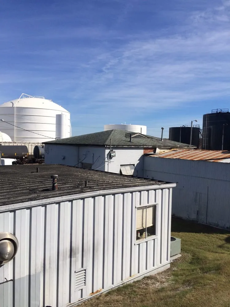 Slide of Discount Roofing