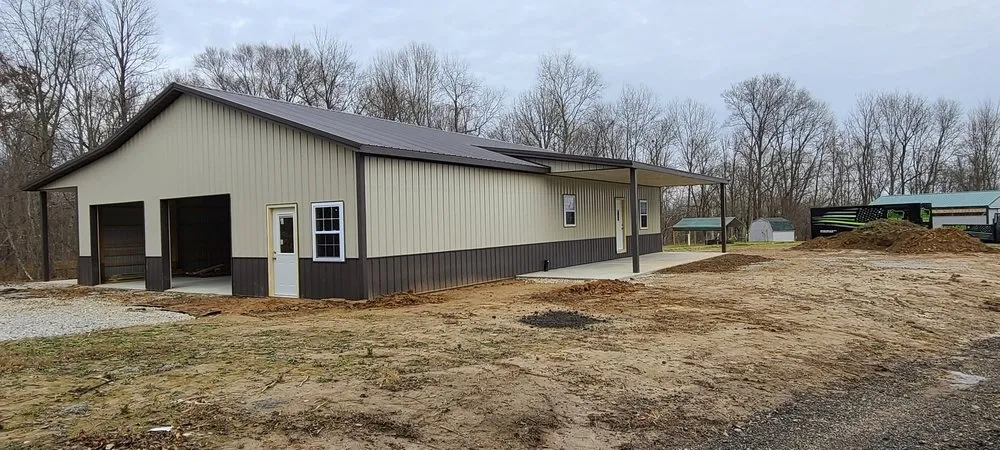 Professional roof installation experts serving Milroy, IN - Distinctive Construction