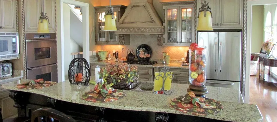 Slide of Distinctive Designs