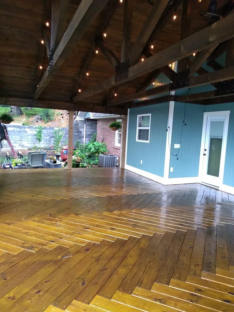 Slide of Distinctive Designs