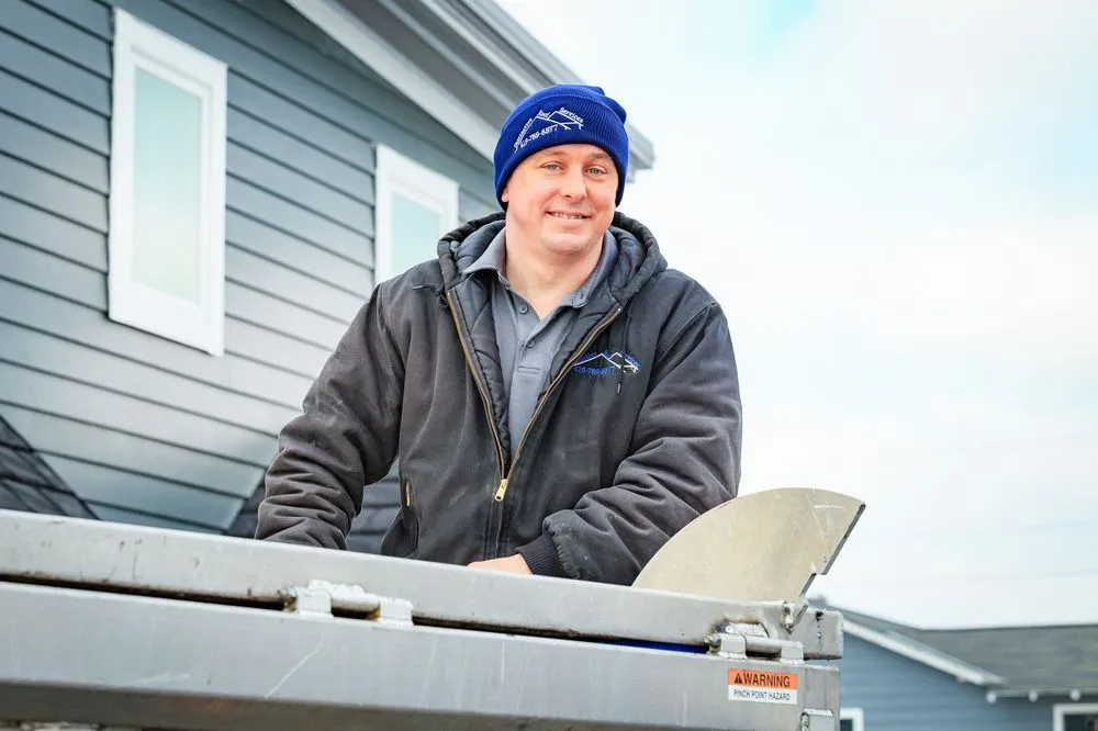 Slide of Distinctive Roof Services