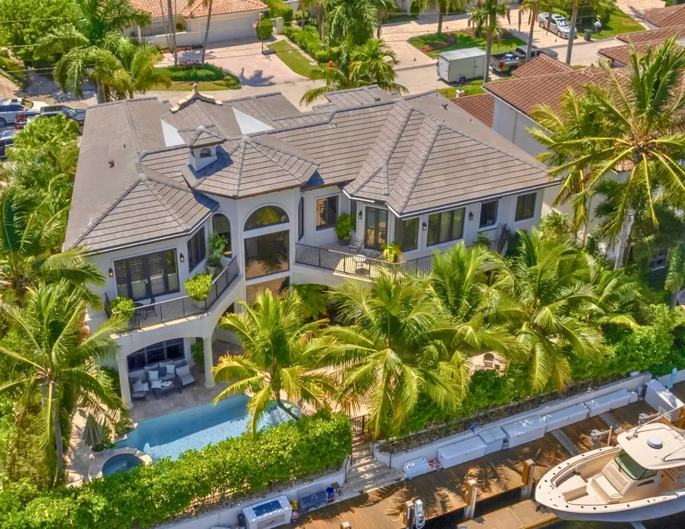 Slide of Distinctive Roofing