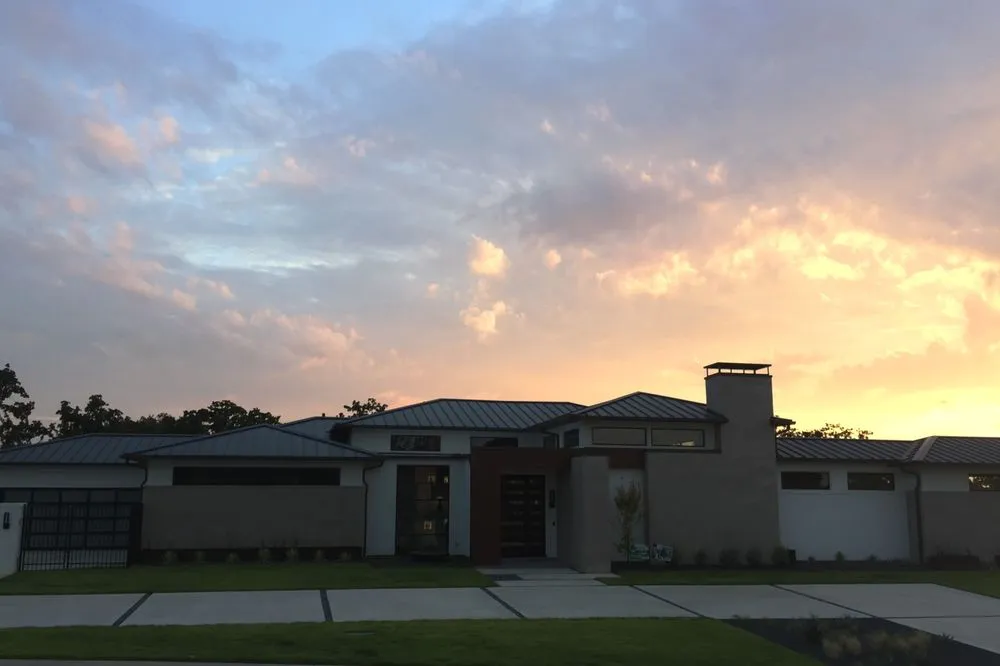 Slide of Distinctive Roofing Systems