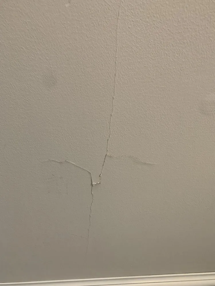 Slide of Diversified Roofing